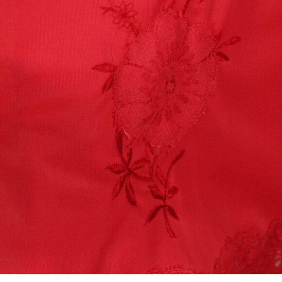 Vintage Red Vanity Fair Dress Slip Midi Length Size 34 Adjustable Straps SP75 - Picture 8 of 10